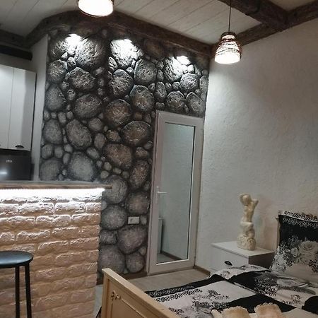 4 Chocolate Apartments In Old Tbilisi Eksteriør bilde