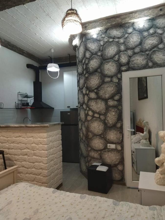 4 Chocolate Apartments In Old Tbilisi Eksteriør bilde